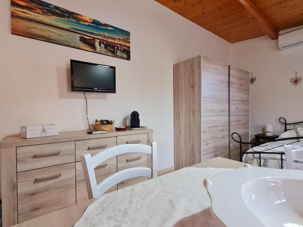 Casa Vacanza Delfino Azzurro - Noto Marina - Calabernardo Exterior photo