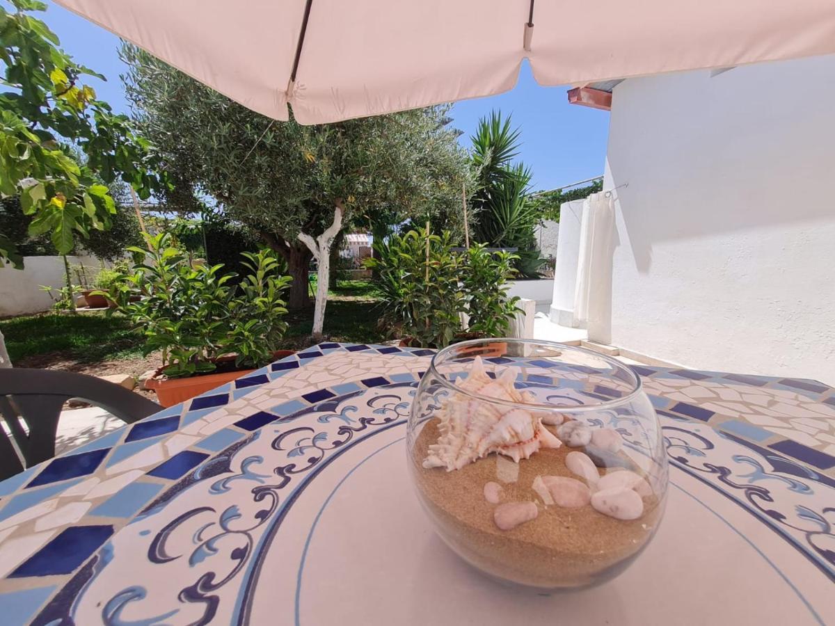 Casa Vacanza Delfino Azzurro - Noto Marina - Calabernardo Exterior photo
