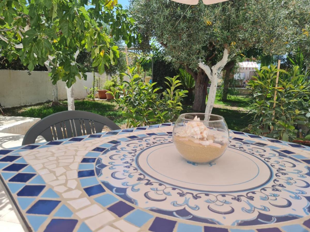 Casa Vacanza Delfino Azzurro - Noto Marina - Calabernardo Exterior photo