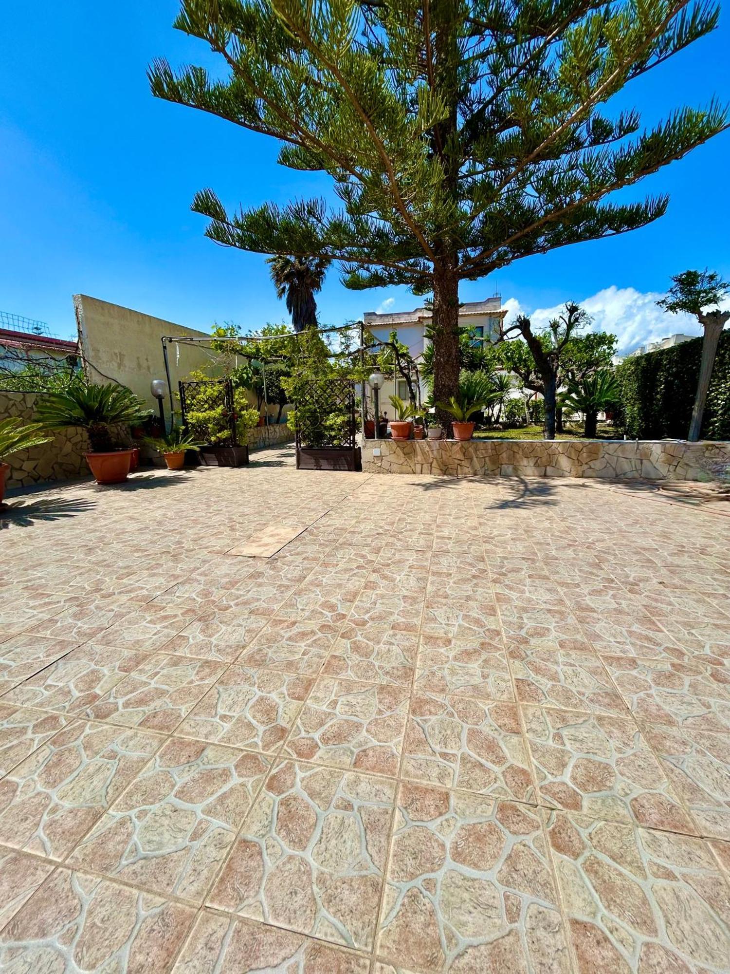 Casa Vacanza Delfino Azzurro - Noto Marina - Calabernardo Exterior photo